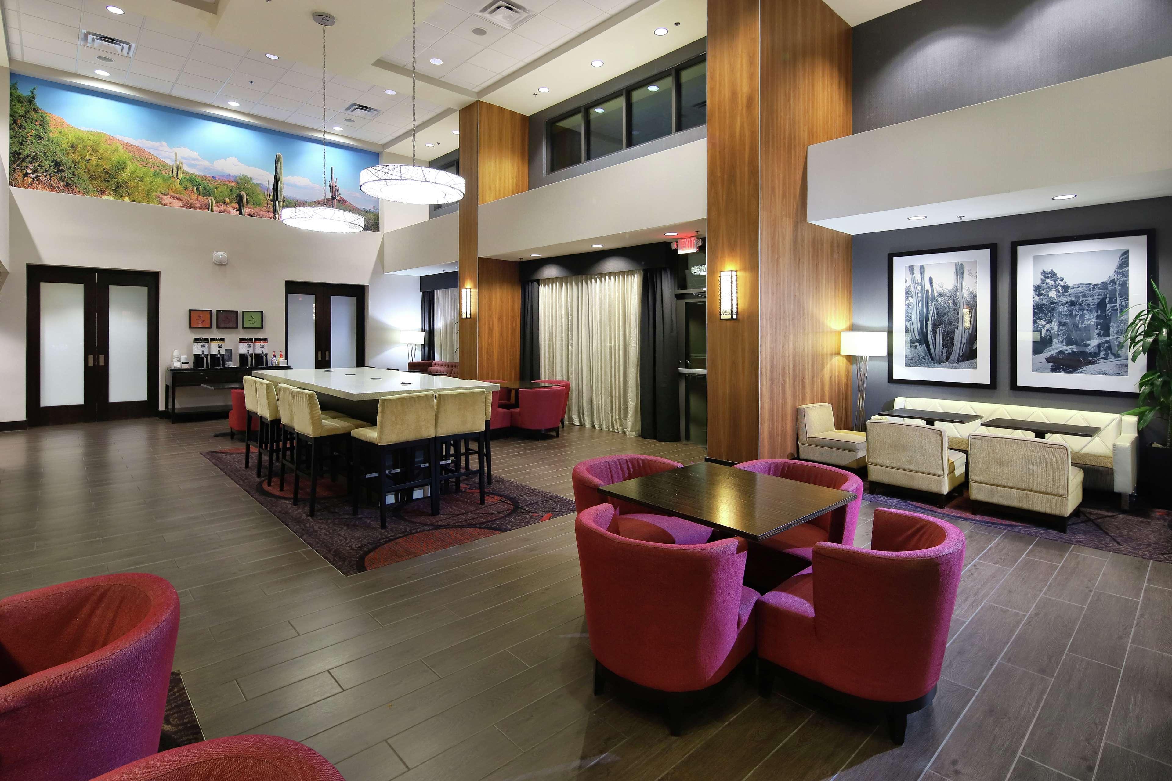 Hampton Inn & Suites Phoenix/Tempe Facilități foto